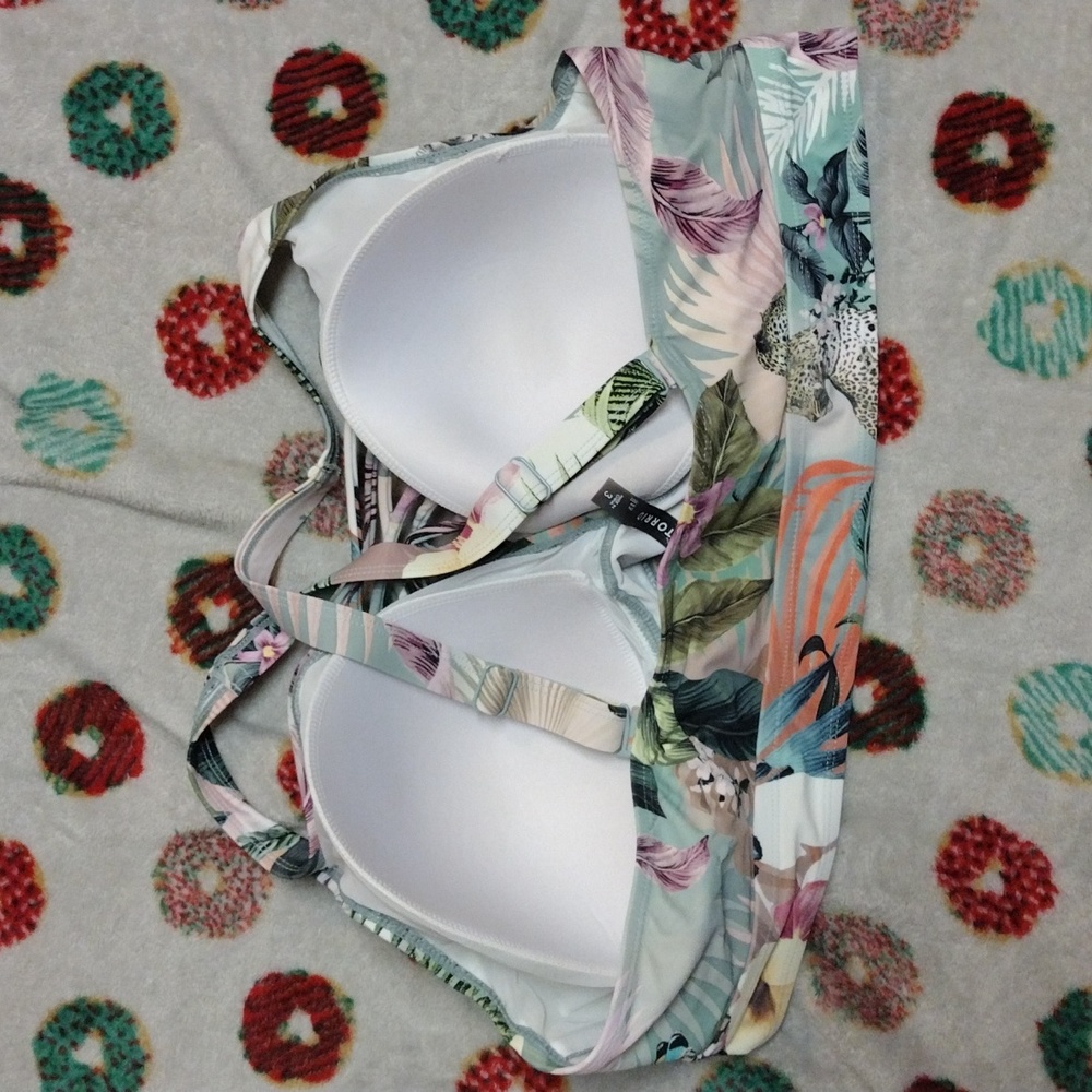 Torrid two piece bathing suit - Picture 4 of 5